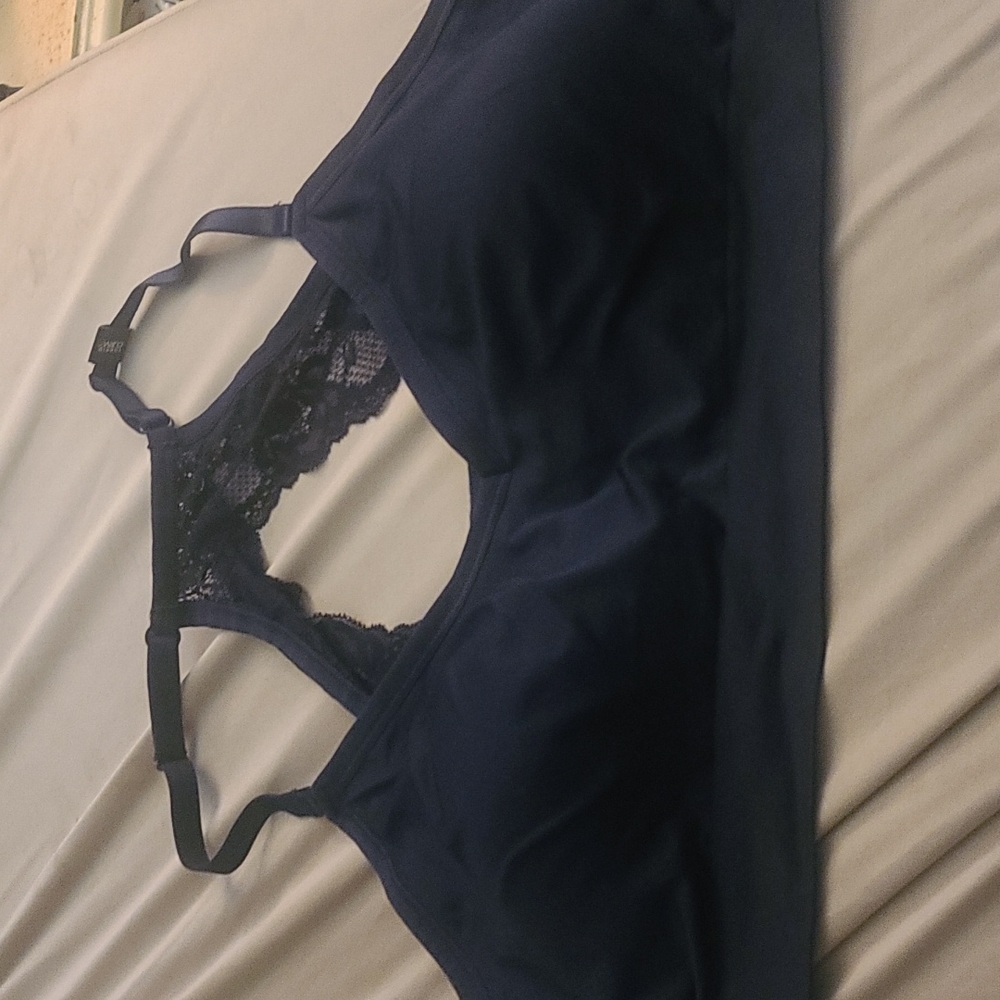 torrid size 4 bralette never worn no tags